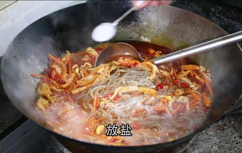 想吃酸辣粉教你方法,您知道酸辣粉怎么做才好吃吗