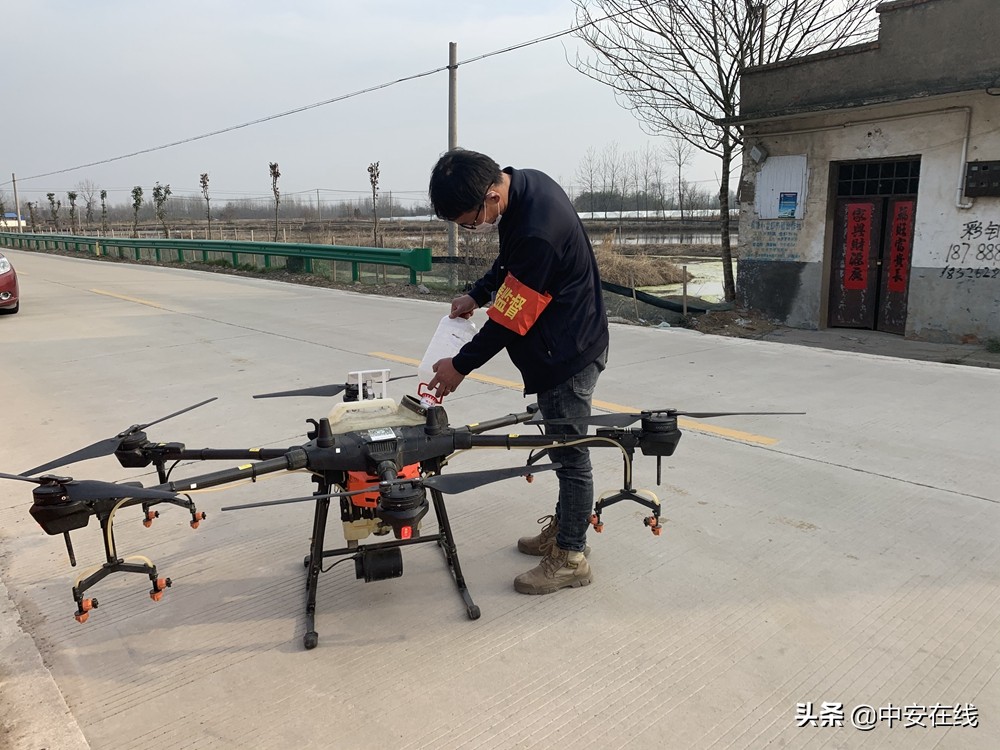 疫情期间邻里互助暖心故事,守望相助邻里和谐暖人心