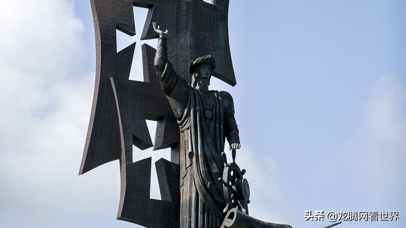 【龙腾网】讨论：中文“猪都会飞了”习语是“太阳从西边出来了”