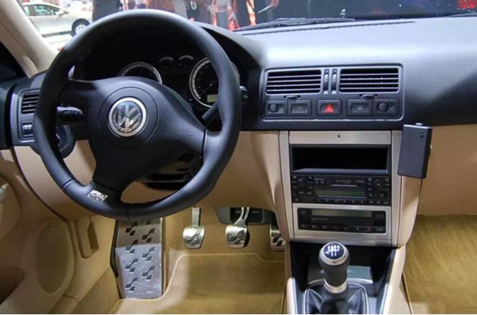 宝来r哪一款最经典,宝来r老车