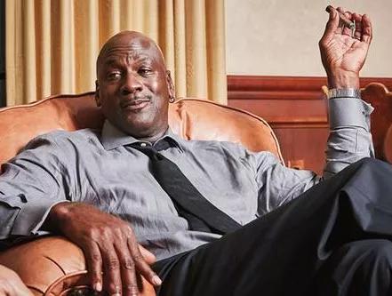 迈克尔乔丹采访抽雪茄,迈克尔乔丹抽雪茄