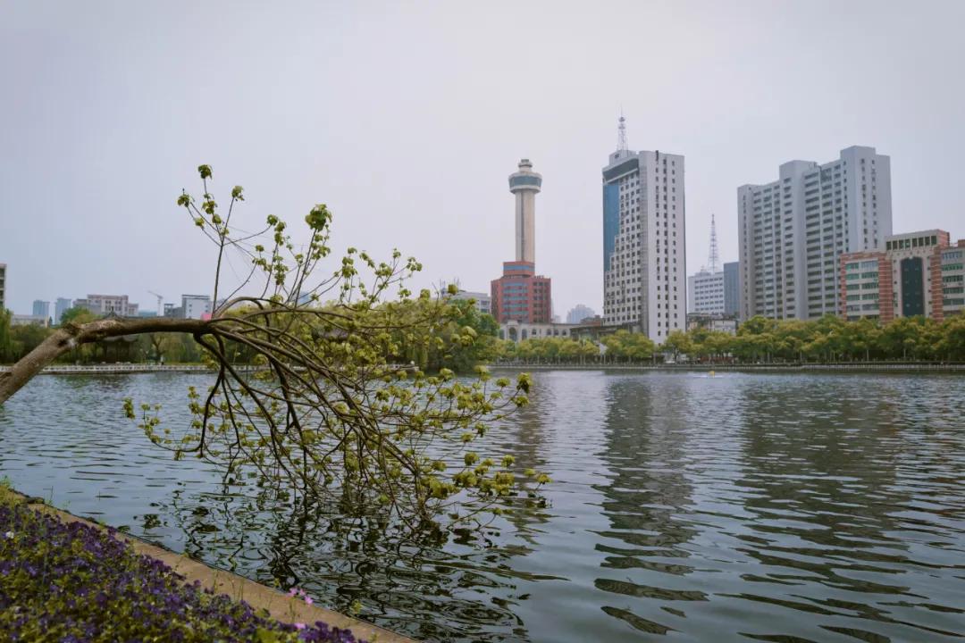 南昌是不是很好玩,南昌这个城市还值得去吗