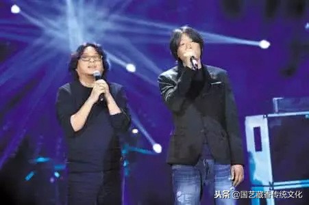 你和十年前的你有什么不同,你和十年前一样的样子