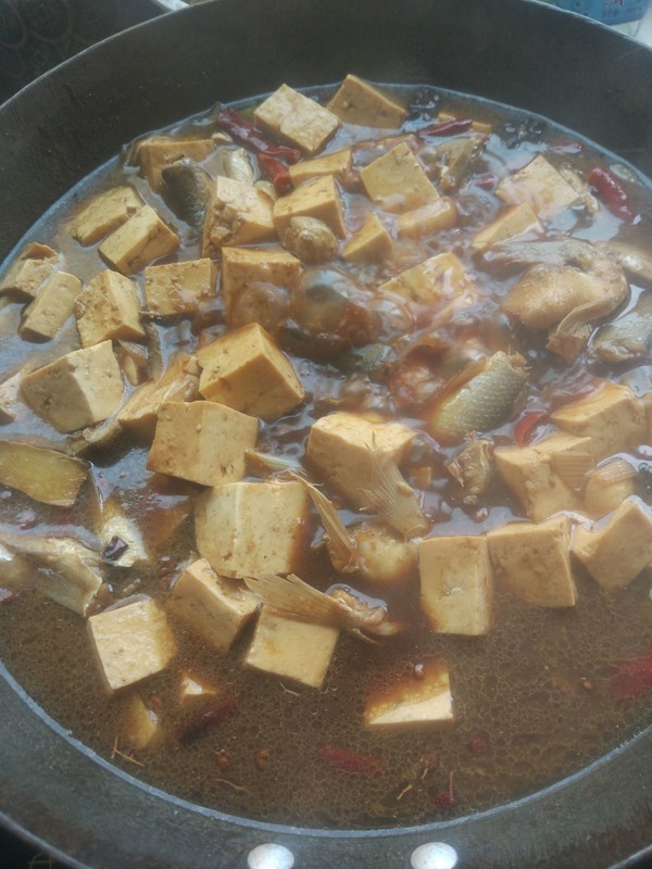 烧鱼放酒醋的正确方法,烧鱼要不要加醋