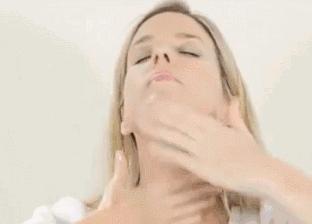 使底妆服帖的精华适合混油皮,大干皮亲妈粉底液大推荐