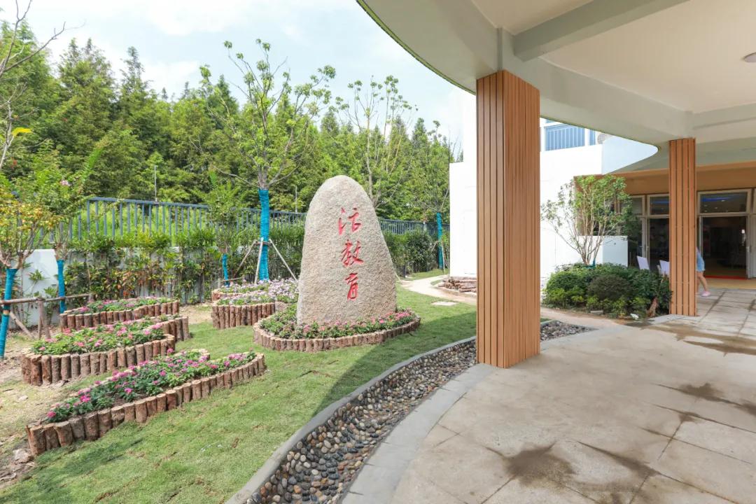 新学期打开校园新篇章,新学期全新开启