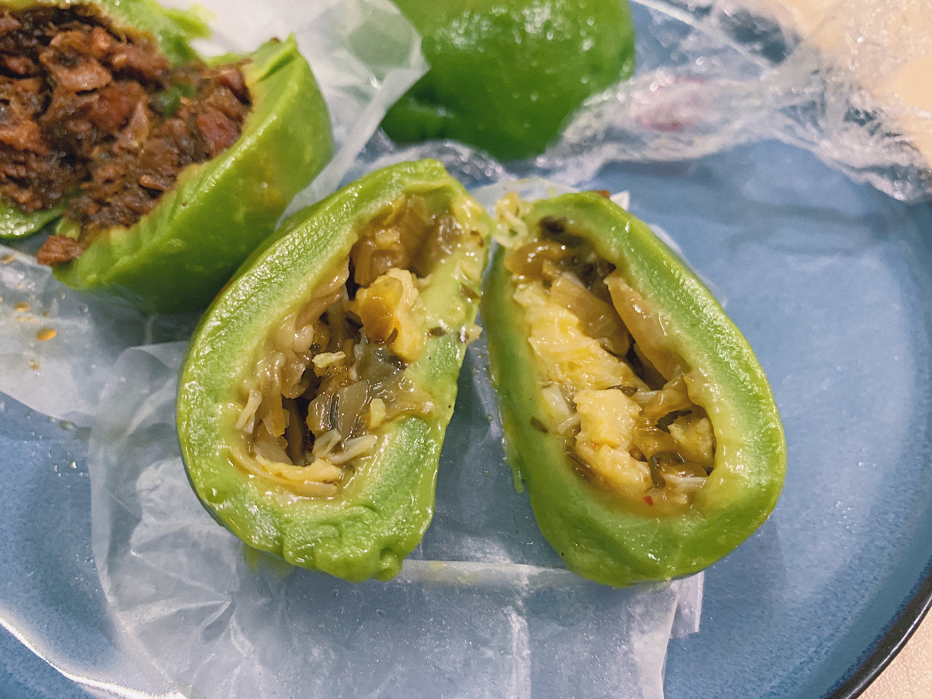 好几年没吃到青团,终于吃到苏州的青团