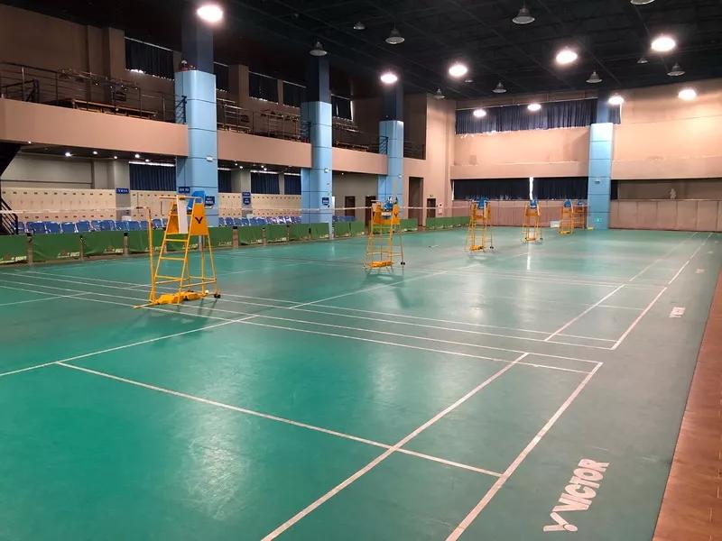 值得收藏的运动器材,运动场地免费开放