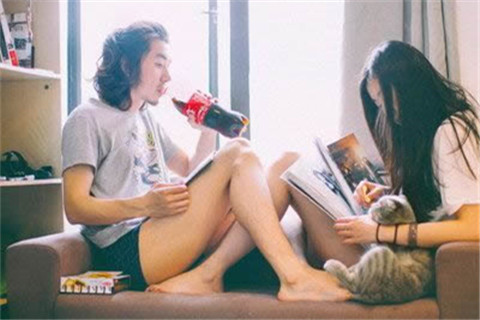 女生聊天开场白怎么说比较合适,如何和女生聊天开场白100句