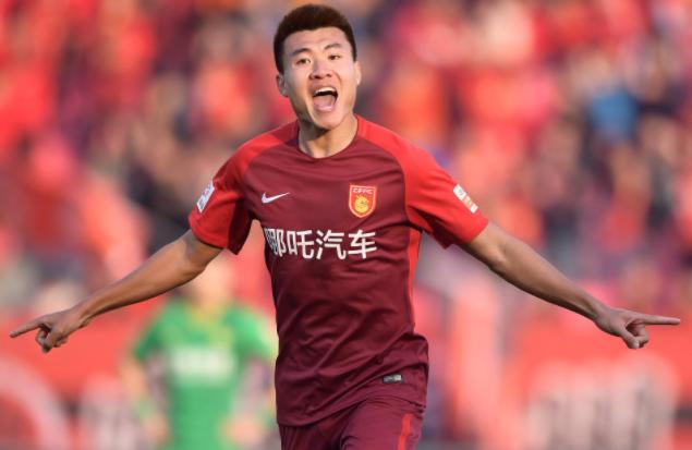 转会早知道：被低估的锋霸将转战平民球队，他和卓尔的气质契合