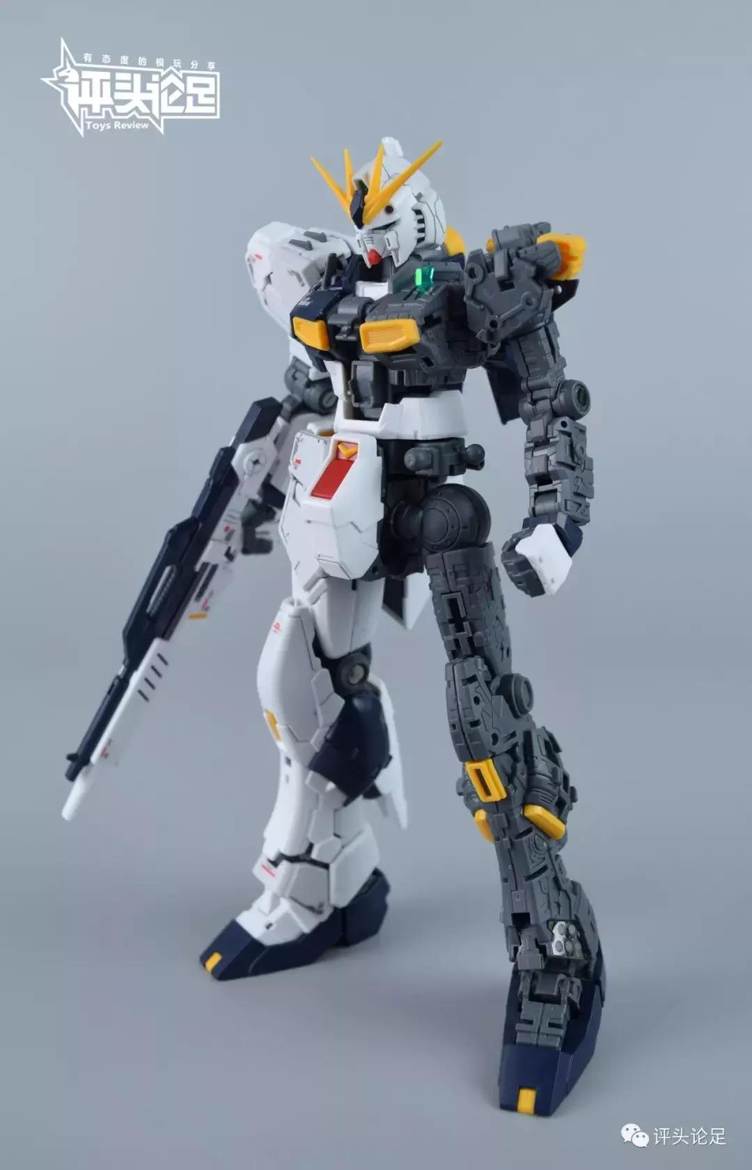 万代rg独角兽高达爆甲拼装教程,rg强袭高达空中战形态拼装过程