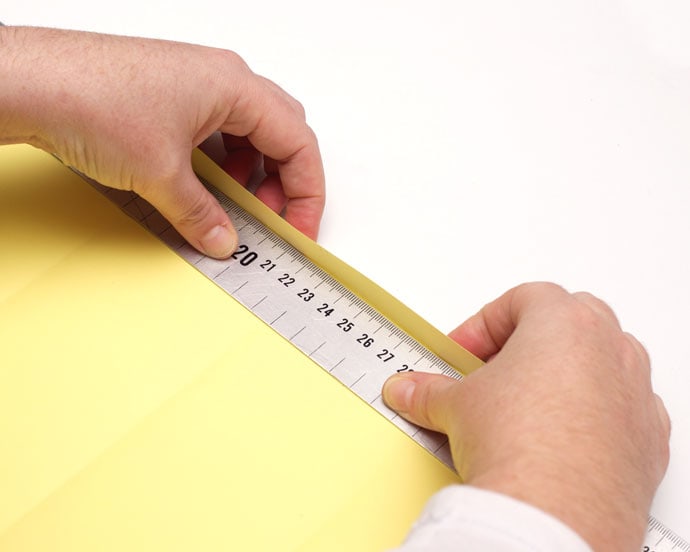 元宵节冰墩墩拿着小灯笼手工制作,能点灯的元宵节手工兔子小花灯