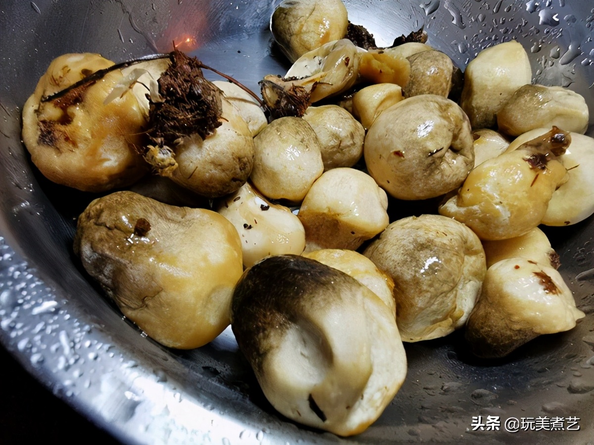 买回来的草菇怎样处理,买的草菇