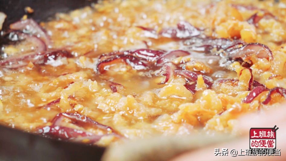 自己怎么熬拌面酱,最简单的拌面酱汁辣