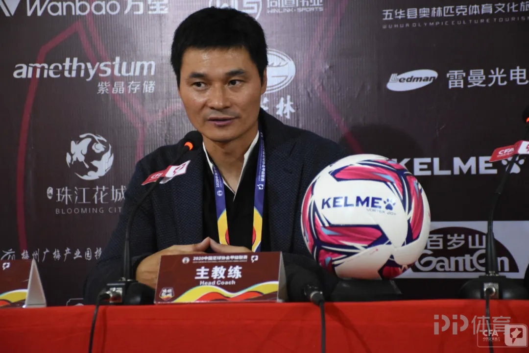 李毅在足球界什么水平,李毅毅