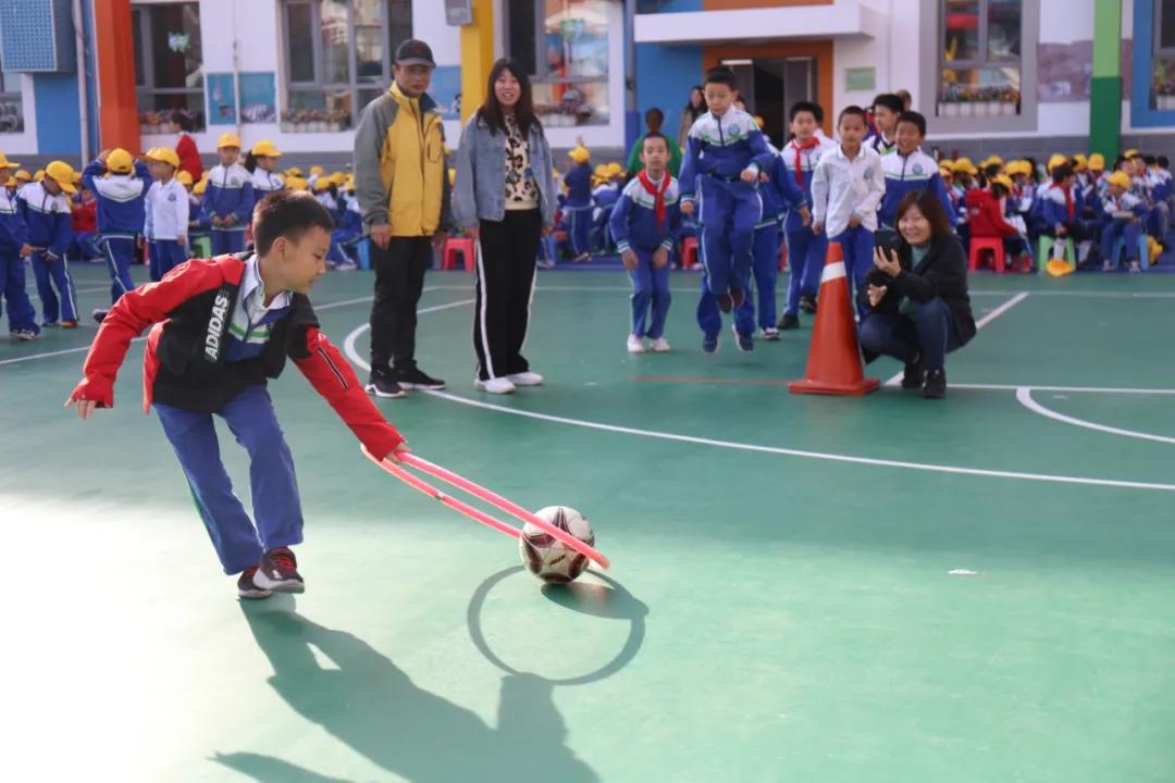 玉泉小学运动会直播回放,首师大附属玉泉学校足球