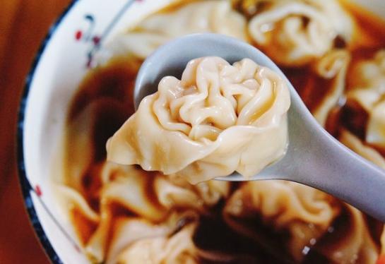 肉馅怎么调出来才不会干巴巴,包馄饨饺子馅做法大全