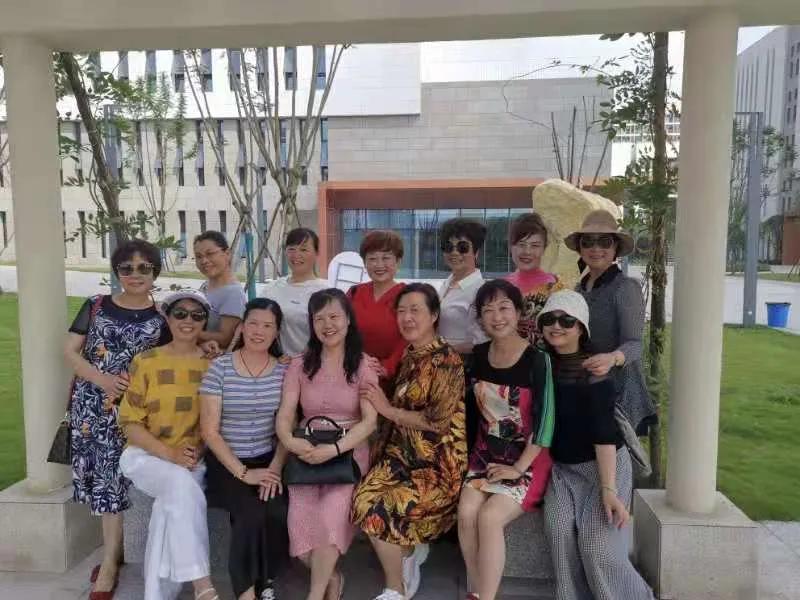 正在建设的大学新校区,一个非凡的学校