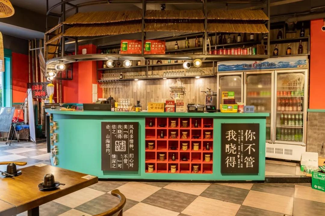 烧烤店怎么做菜品引流吸引顾客,烧烤店怎么用味道吸引人