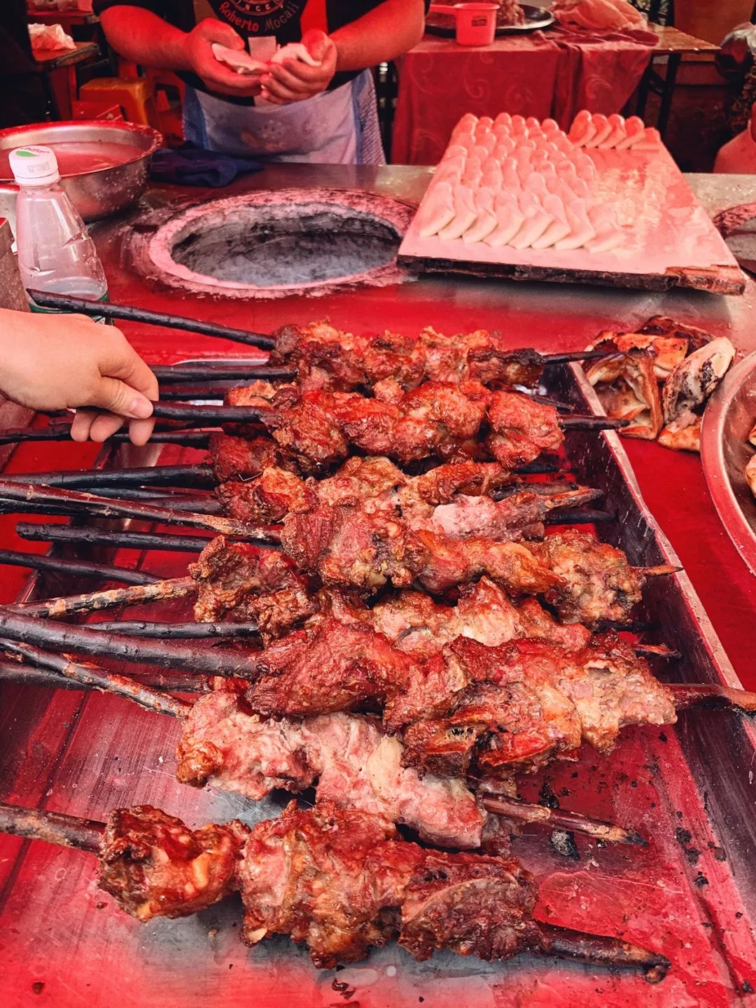 上海哪里有清真美食,上海网红广场美食街