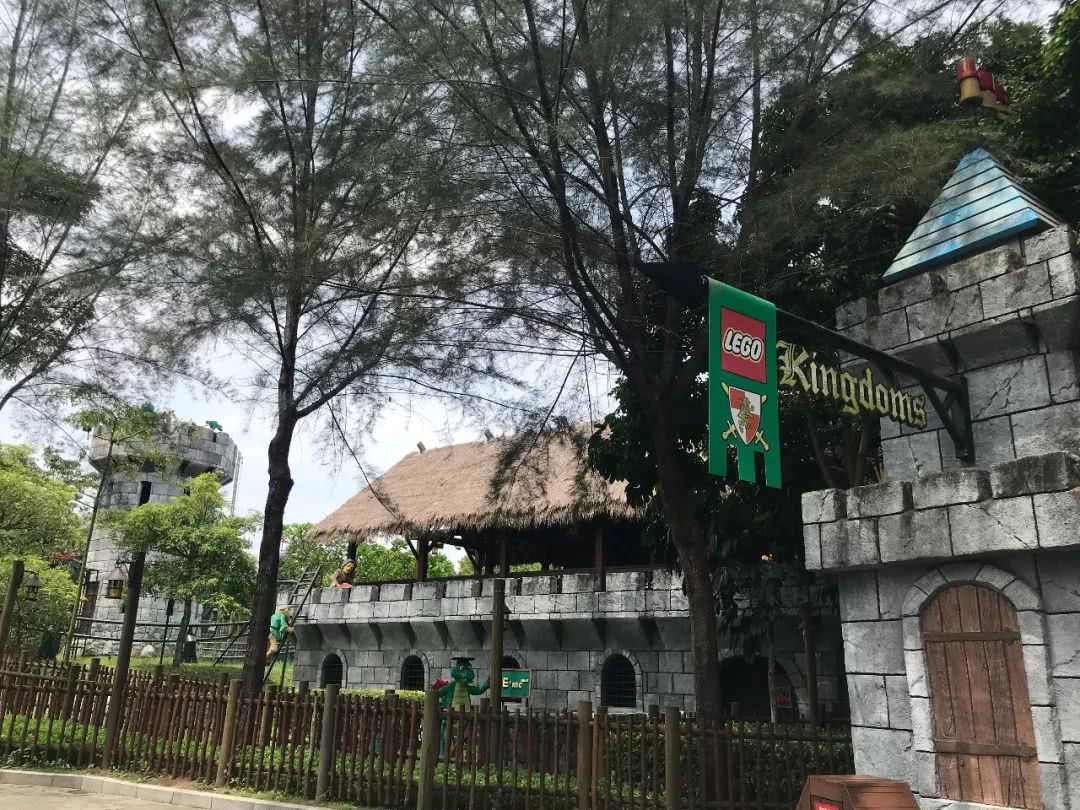 同样是主题乐园，为什么一定要去乐高？