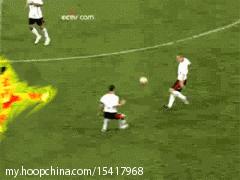 足球恶搞视频搞笑版,笑死人的足坛视频