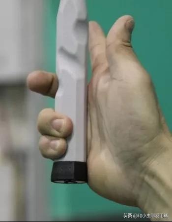 羽毛球基本动作文字介绍,羽毛球的动作描写