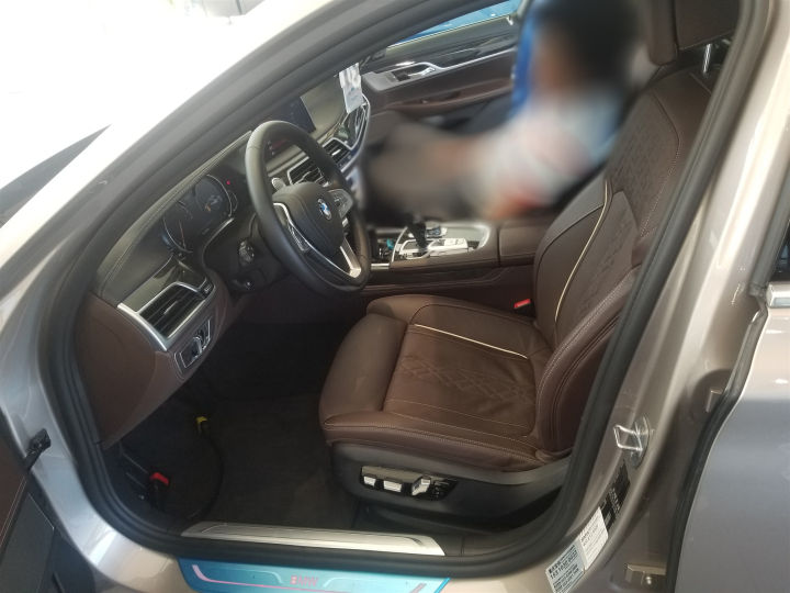 71万宝马6系,30万买宝马740哪一年