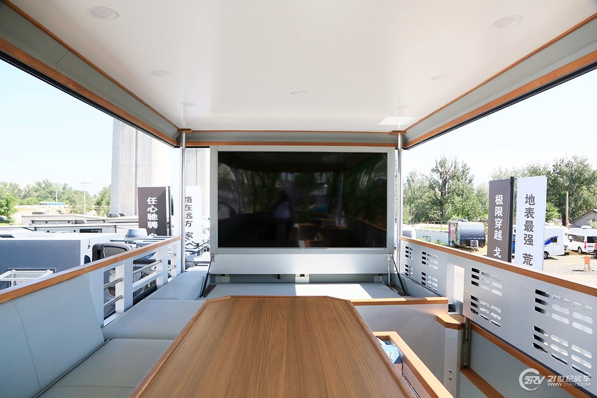 诺马迪森房车100万以内,1300万诺马迪森越野房车旅游