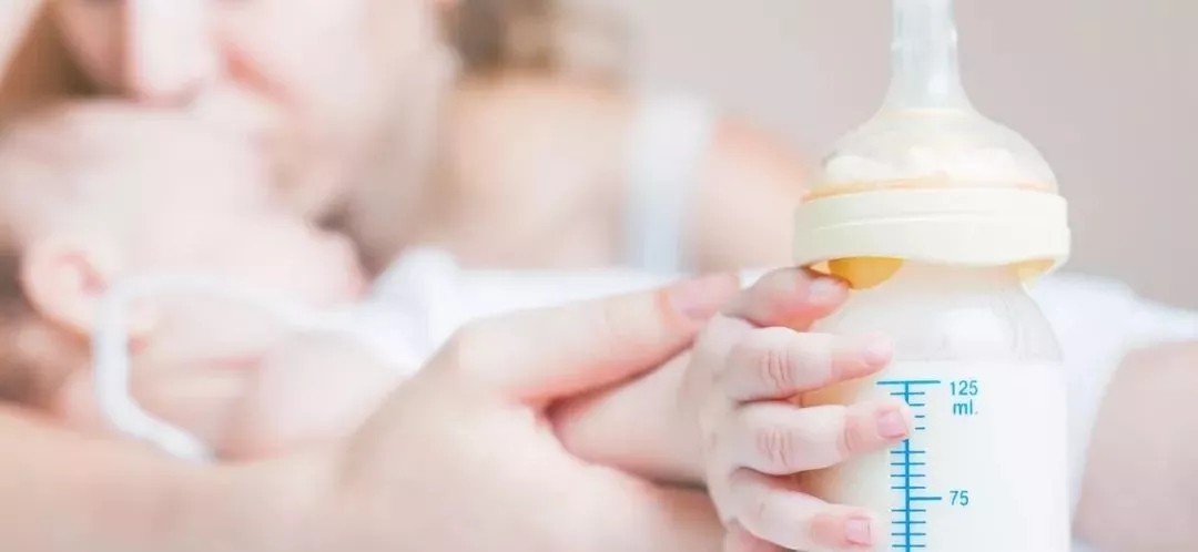 宝宝分月龄成长指南,婴儿宝宝养育攻略