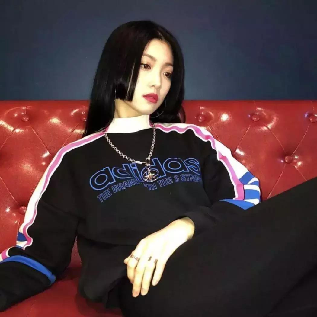 除了那位「E奶」女孩以外,DJ圈还有许多值得关注的小姐姐存在！