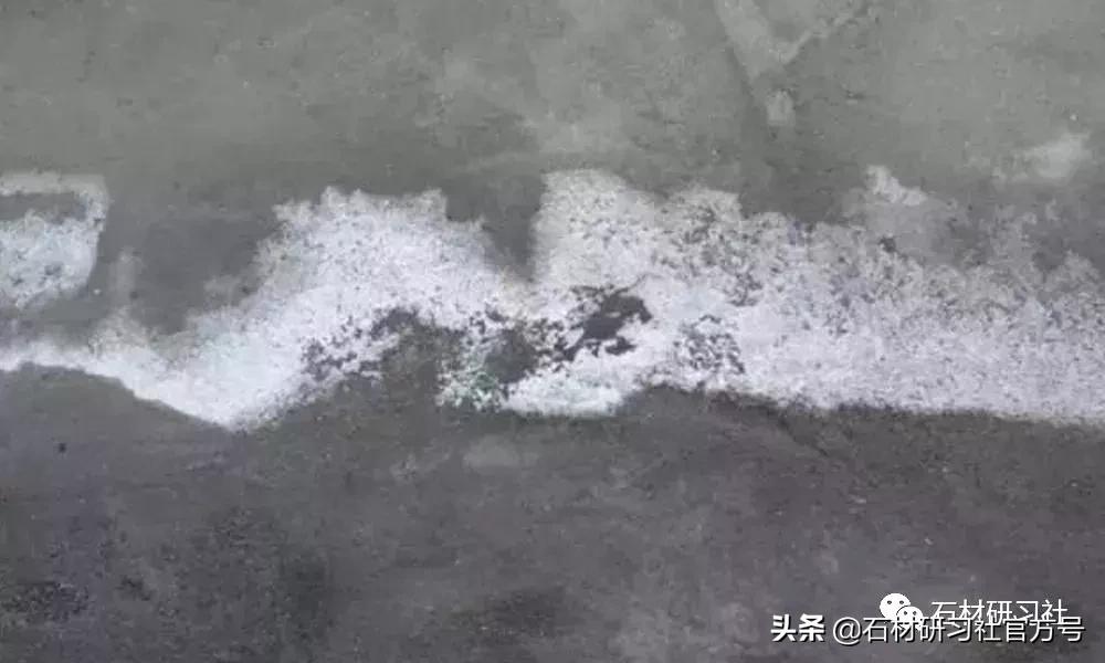 窗台石圆弧小耳朵效果图,石材窗台两侧小耳朵