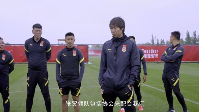 感谢中国男足对世界的贡献,感谢中国男足的小伙子们