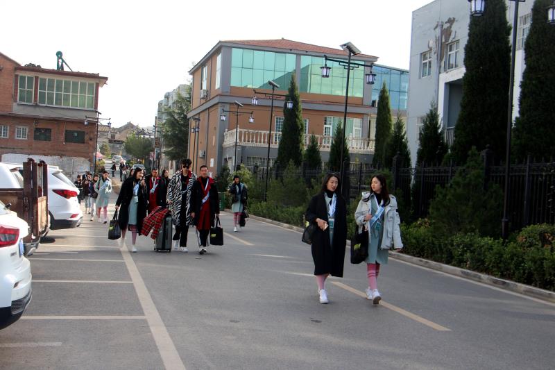 2020鍥介檯瓒呮ā澶ц禌娑﹀煄,娑﹀煄鍙ゅ牎瓒呮ā