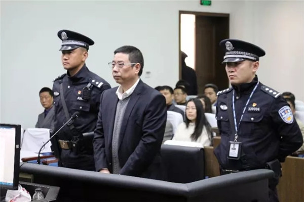 住排屋的真实感受,自从住到33楼之后就安静了