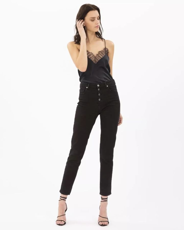 轻奢高级感吊带背心,时尚肩带吊带背心热销第一名