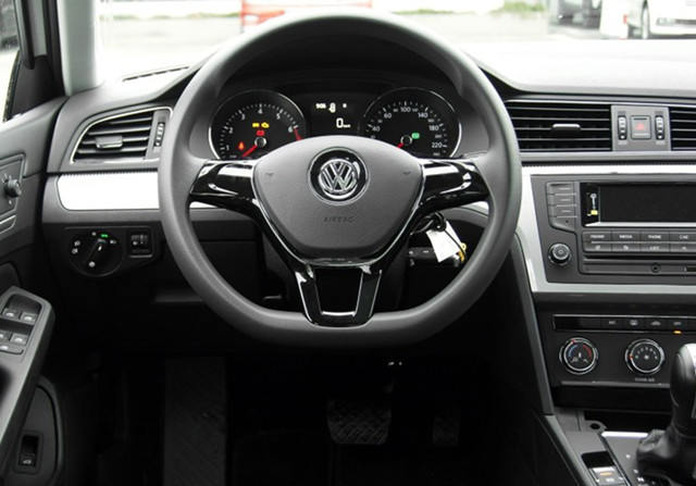 小伙14万买下一辆大众凌渡，开了5000公里后，说出了心里话