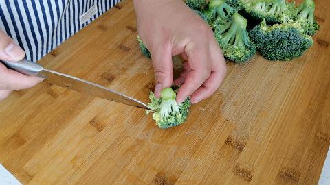 凉拌西兰花的最佳做法,凉拌西兰花怎么做最好吃