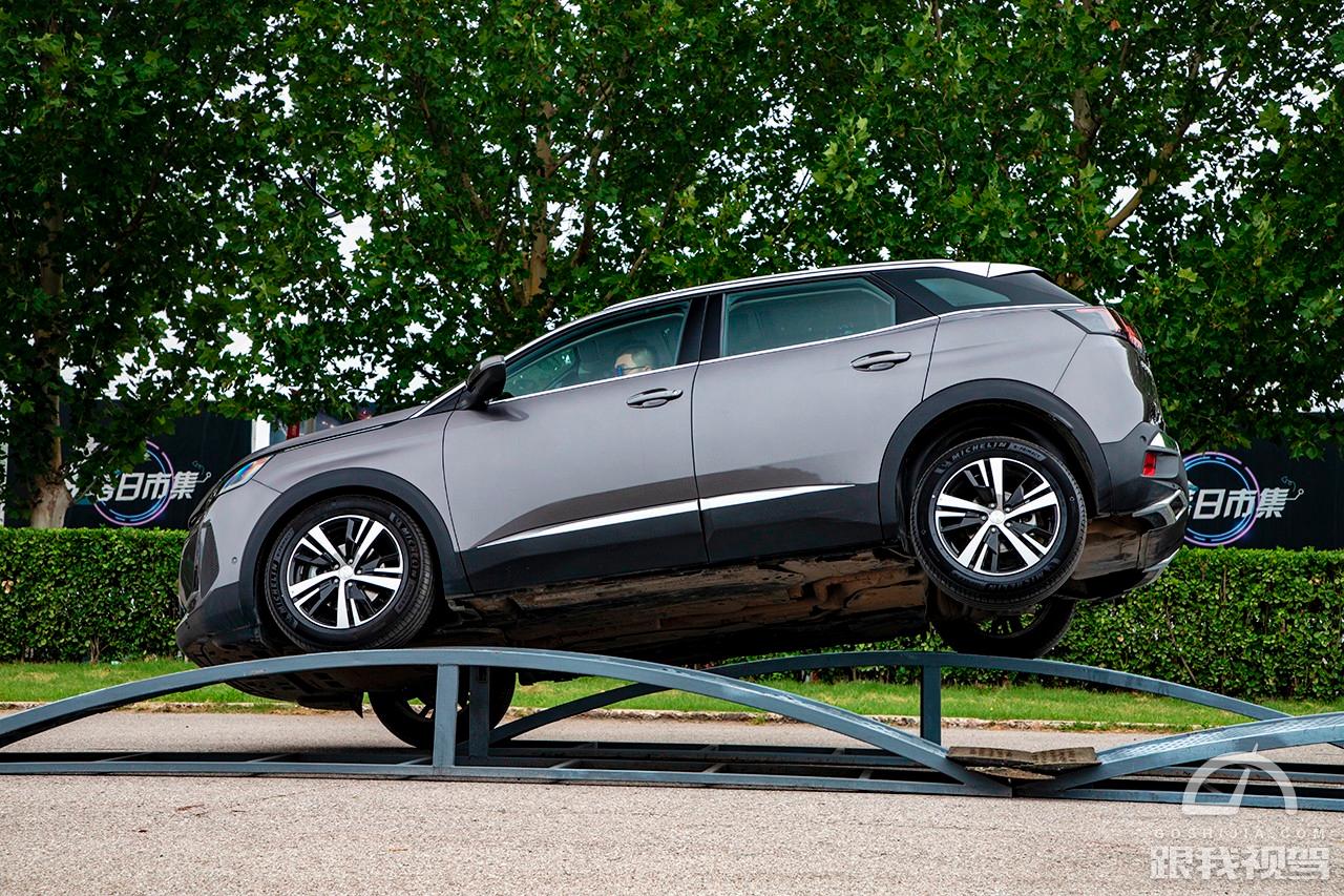 4008途岳荣放测试,rav4荣放对比标致4008