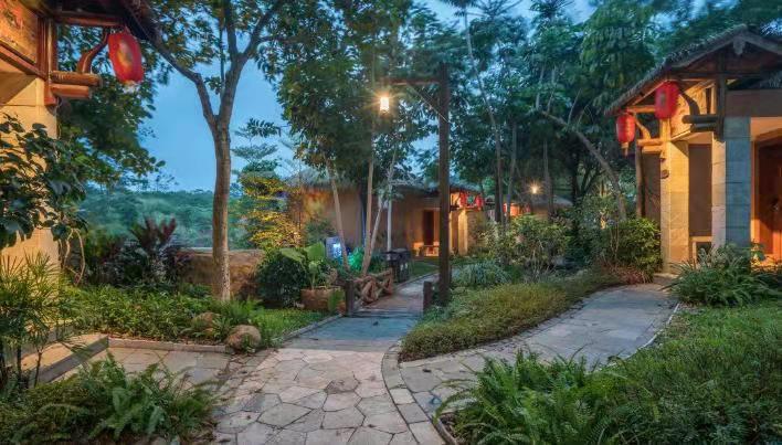 藏在河源爱心岛上的温泉民宿，巴厘岛风情小别墅，私家泡池，惊艳