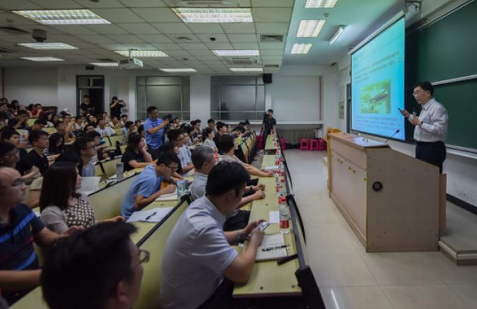 校长授课、院士加盟,华中科技大学5门选修课成网红,学生感叹:太过瘾了!