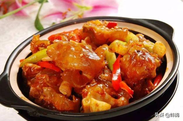 一家店一年赚30万,一道小吃年赚700万