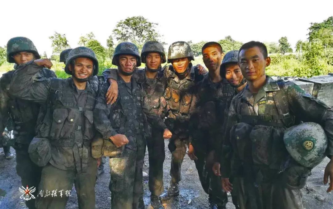 高级士官留队申请,留队申请书10000