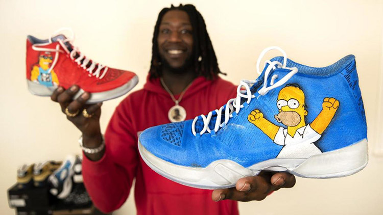 自带液晶屏的AJ就他有！敢叫板塔克的「新鞋王」太强了！