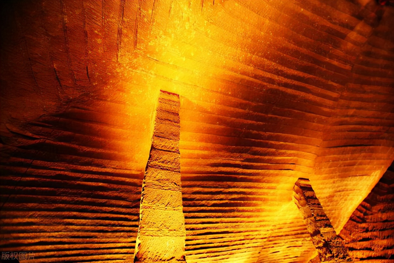 探秘现实中的水下龙宫神秘又辉煌,中国最灵的龙宫在哪里