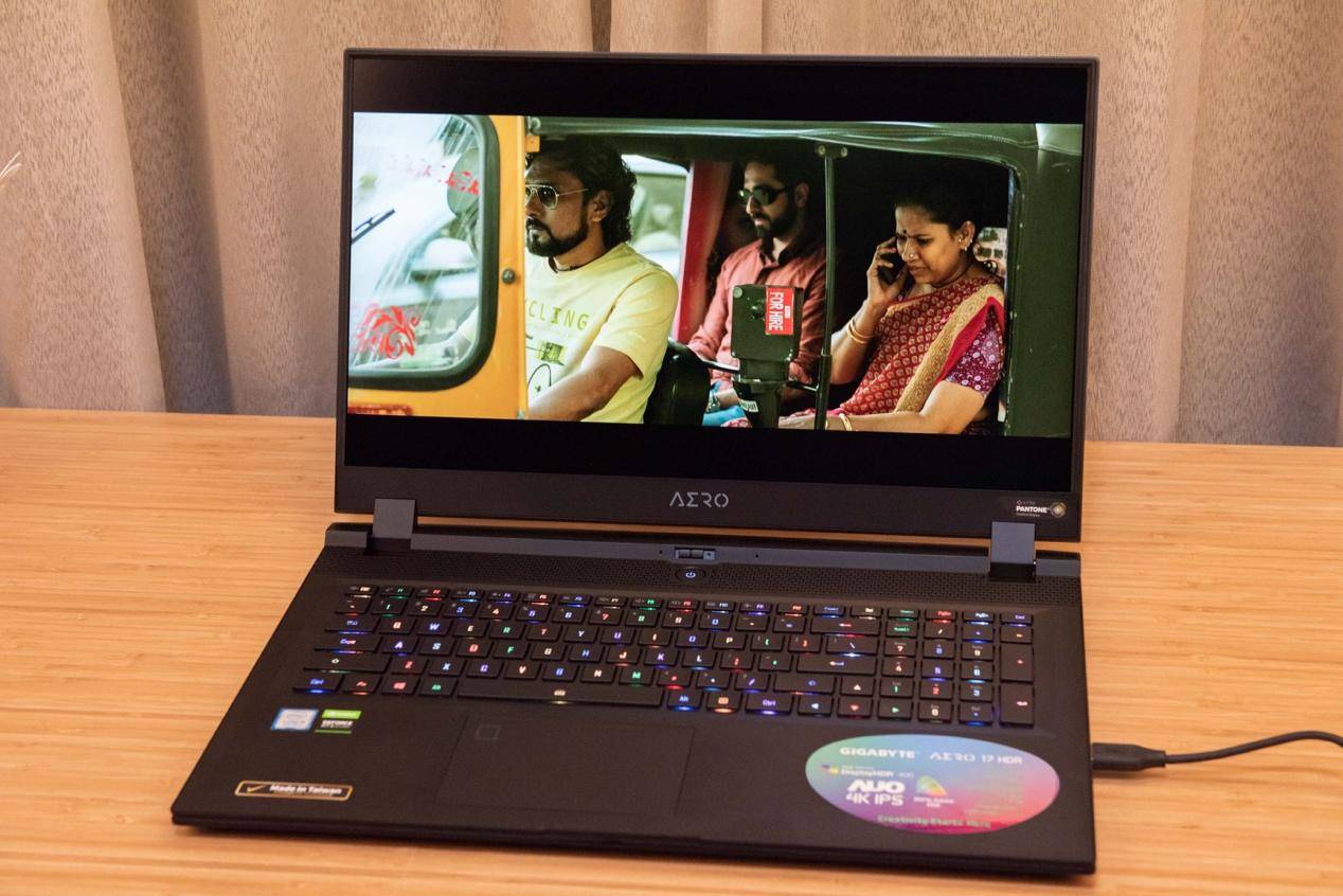 技嘉aero17深度评测,全新技嘉笔记本aero17