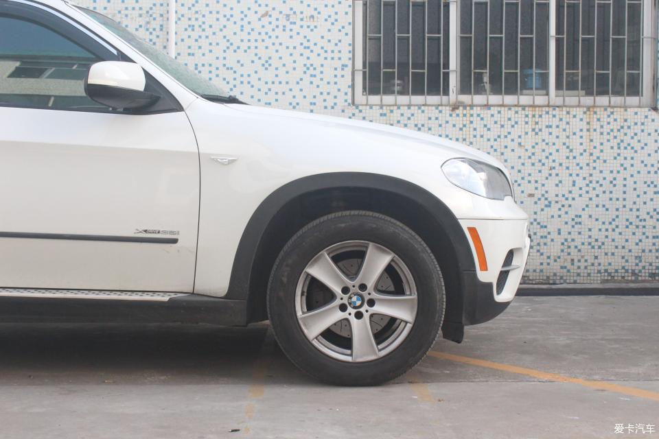 宝马x5前刹车盘标准厚度,宝马x5更换手制动电脑