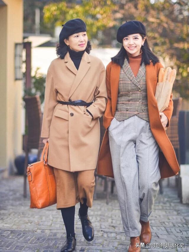 这才是60岁该有的早秋穿搭,这才是60岁该有的秋季打扮