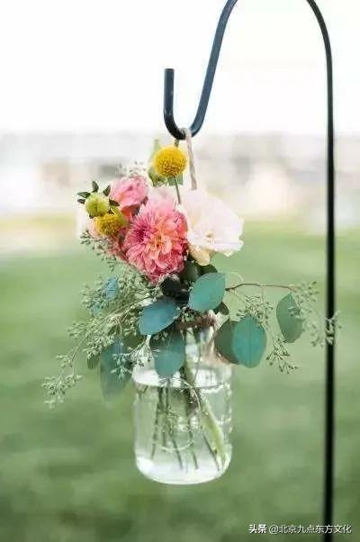 折花逢驿使寄与陇头人的意思,折花逢驿使寄与陇头人谁写的