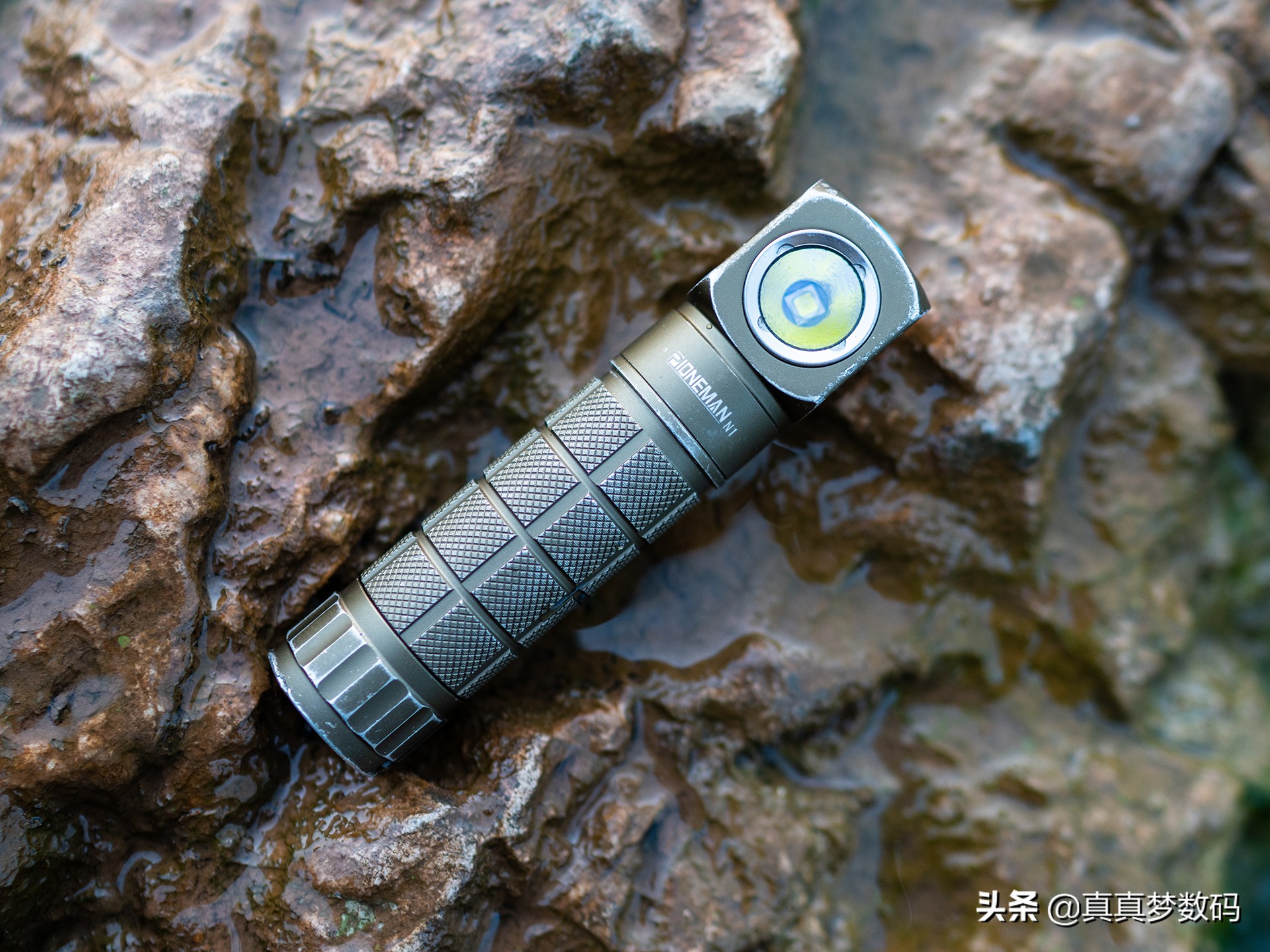 强光手电筒应该如何选择,强光手电筒怎样选